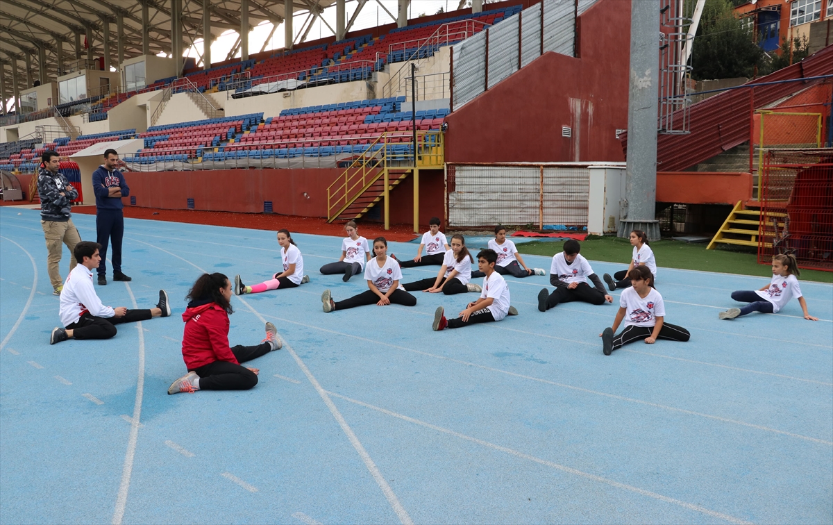 Geleceğin milli atletleri 'Stad Atletik'te yetişiyor