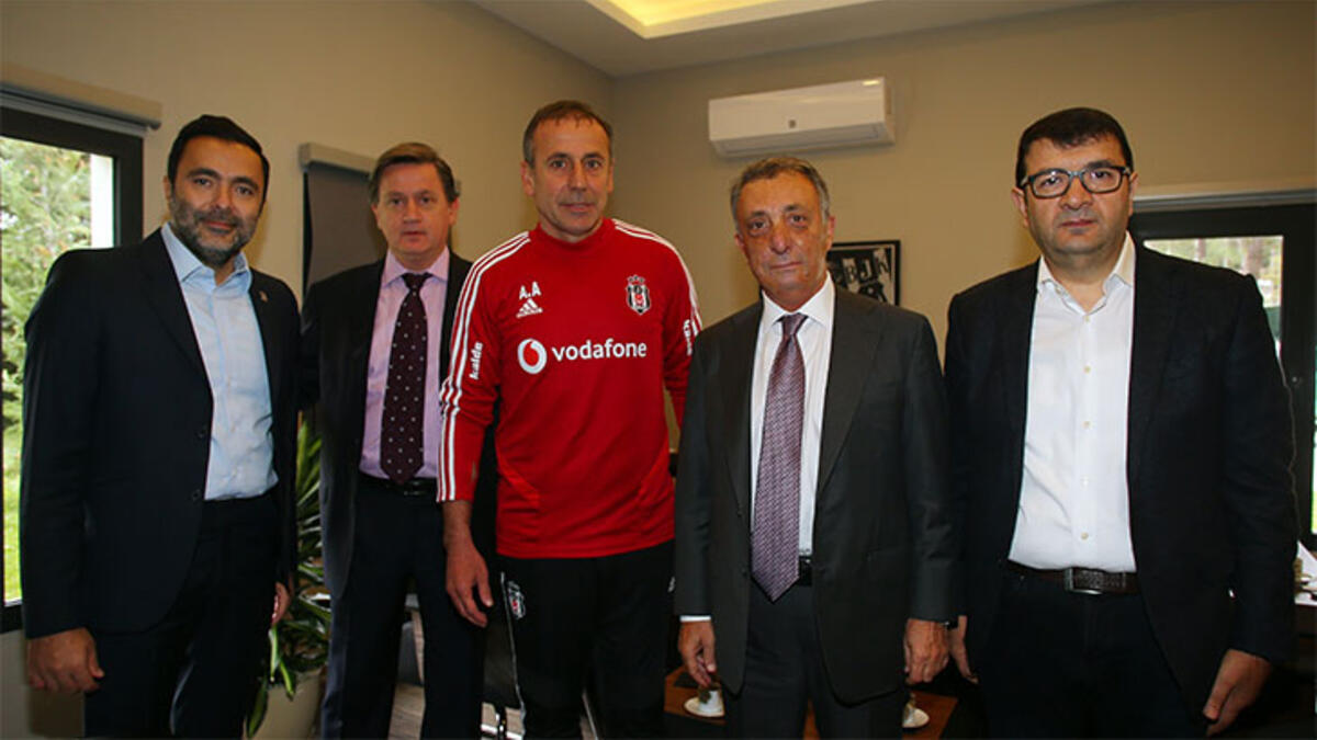 Abdullah Avcı'nın Braga maçı tercihleri tartışılıyor