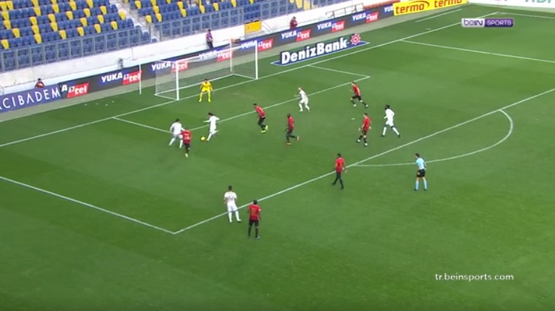 Emre Demir, Süper Lig'in en genç golcüsü