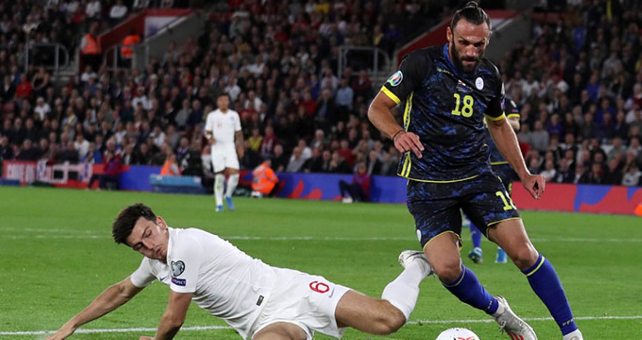 Vedat Muriç milli takımda sakatlandı