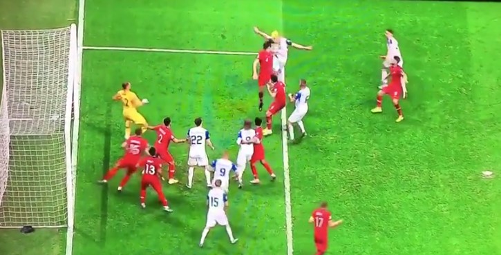 Merih Demiral'ın çizgiden çıkardığı top