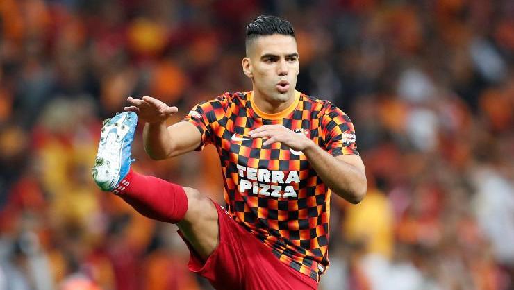 a Falcao tedavi için İspanya'ya gidecek