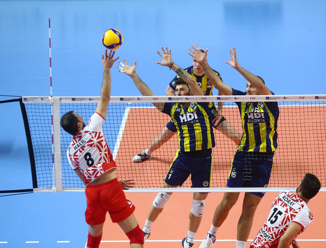 Fenerbahçe filede Ziraat'e set vermedi