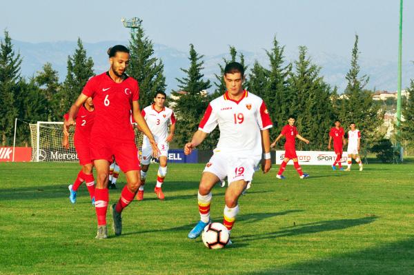 U19 Milli futbolcular, Avrupa yolunda 2'de 2 yaptı