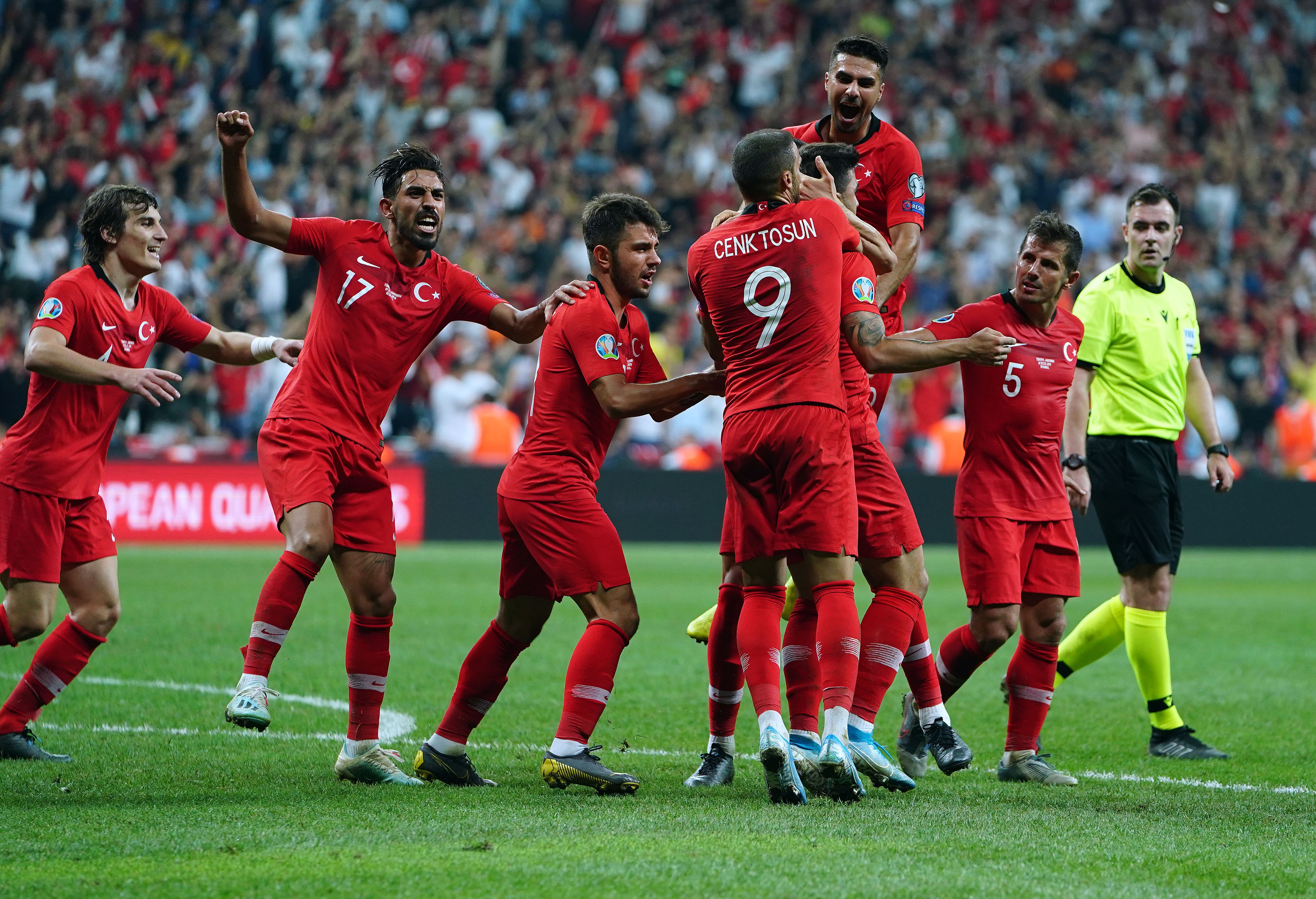 Şenol Güneş: Son maça en iyi 11 ile çıkacağız