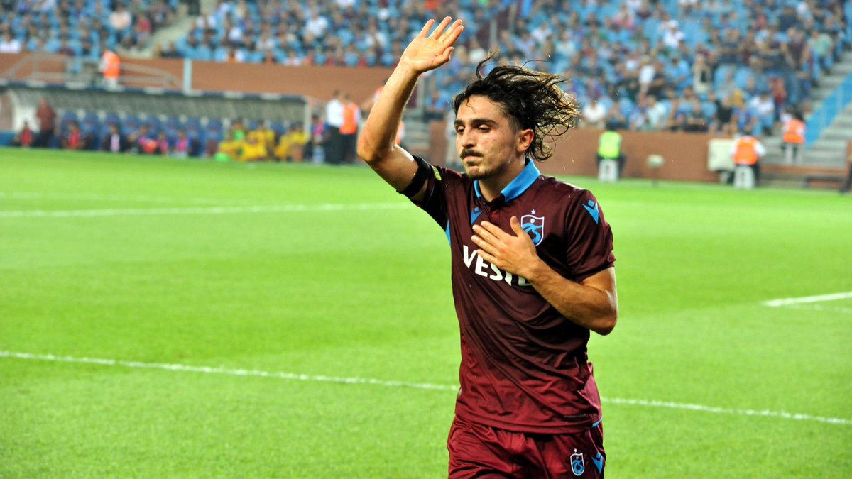 a Mikel: Abdülkadir'i Messi'ye benzetiyorum