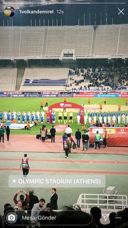 Volkan Demirel, Atina'da futbolcu izledi