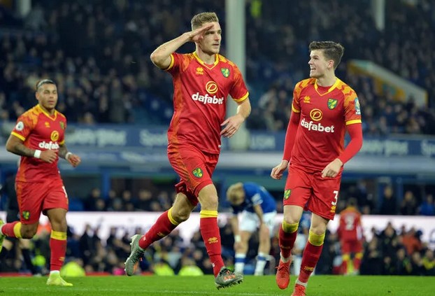 Norwich Cityli futbolcu, asker selamıyla sevincini yaşadı