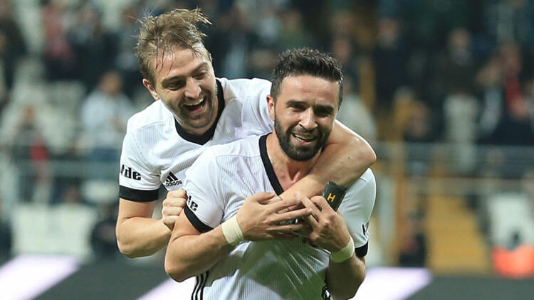 Beşiktaş 5 futbolcunun sözleşmesini uzatacak