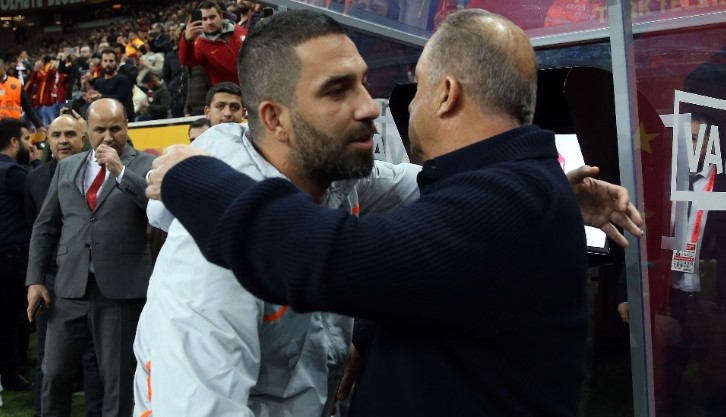 a Arda Turan Galatasaray'a dönüyor iddiası