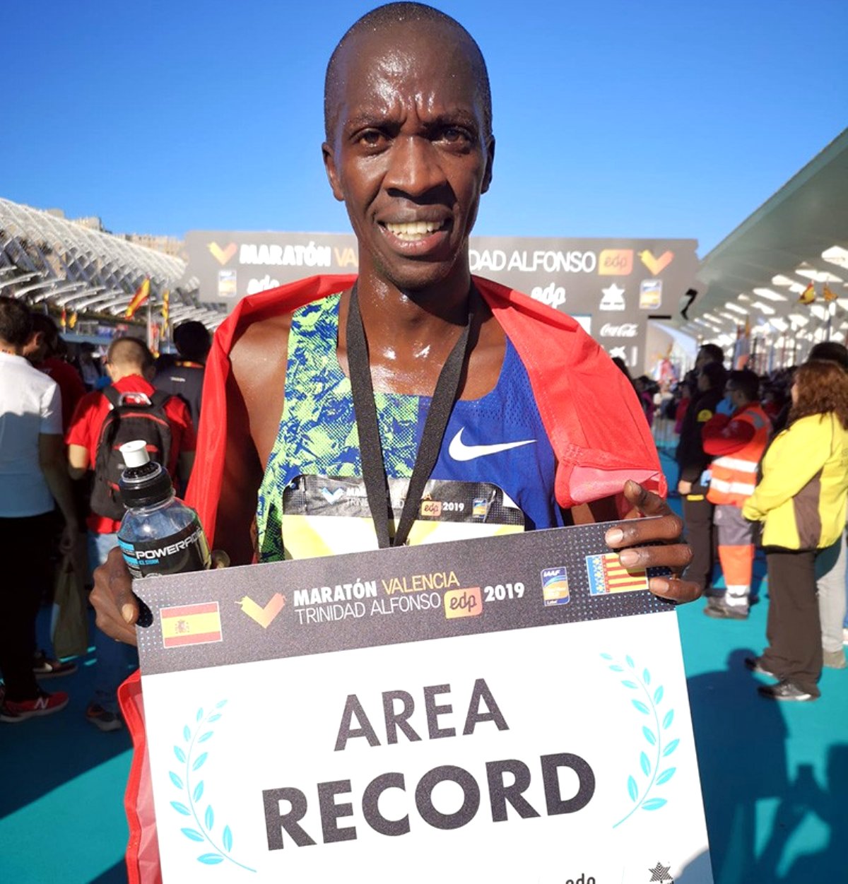 Milli atlet Kaan Kigen Özbilen'den Avrupa rekoru