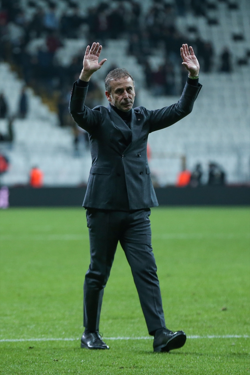 Abdullah Avcı, taraftarla barıştı