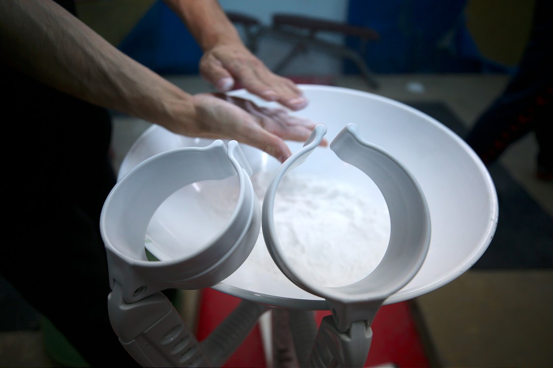 Halter hocası, engelli gencin hayatını değiştirdi