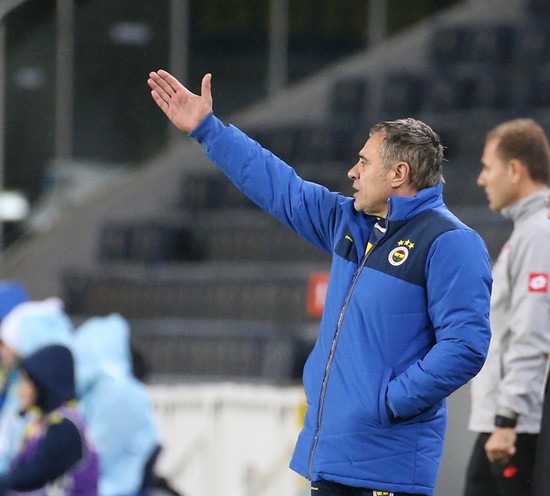 a Sosyal medya trolü iddiası, Ersun Yanal'ı kızdırdı