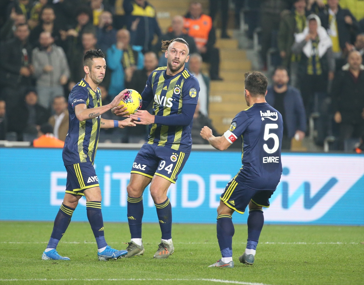 a Emre Belözoğlu: 9 puanın hepsine talibiz