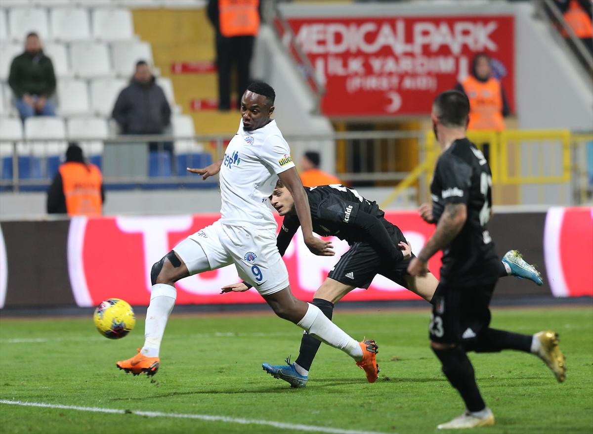 a Beşiktaş, son dakika golüyle kazandı