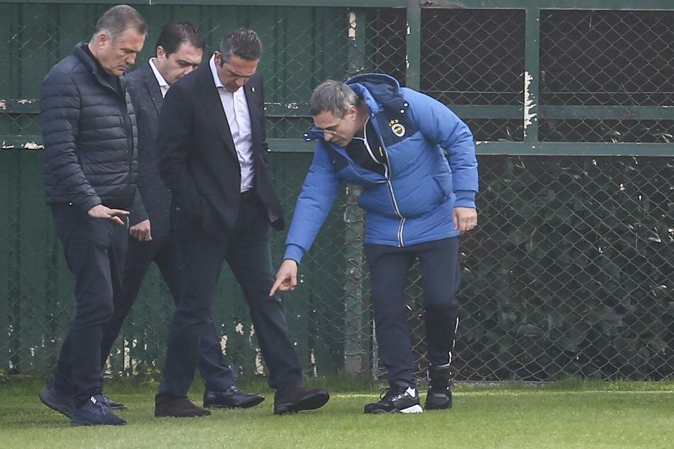 Fenerbahçe'de çim krizi