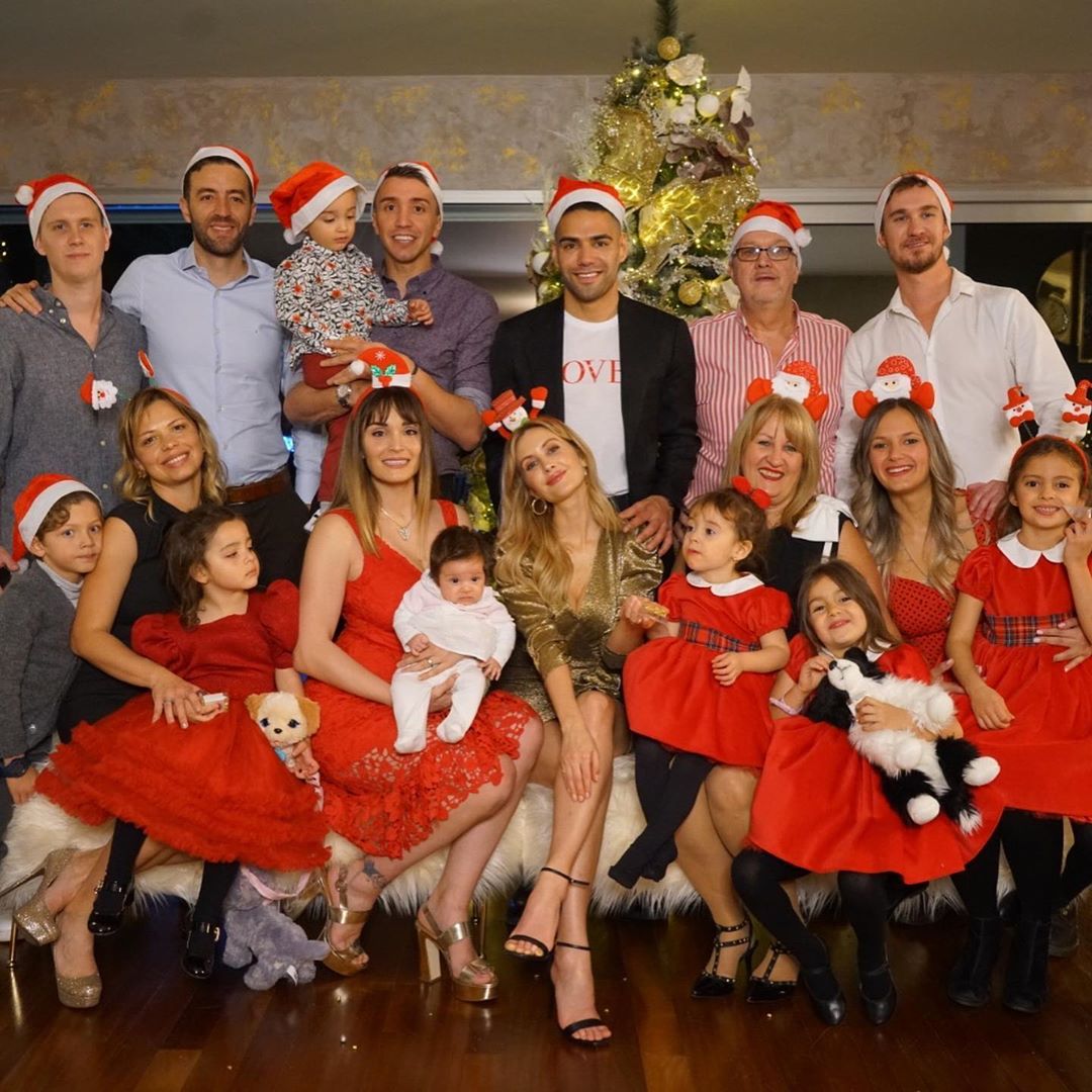 Muslera ve Falcao Noel'i beraber kutladı