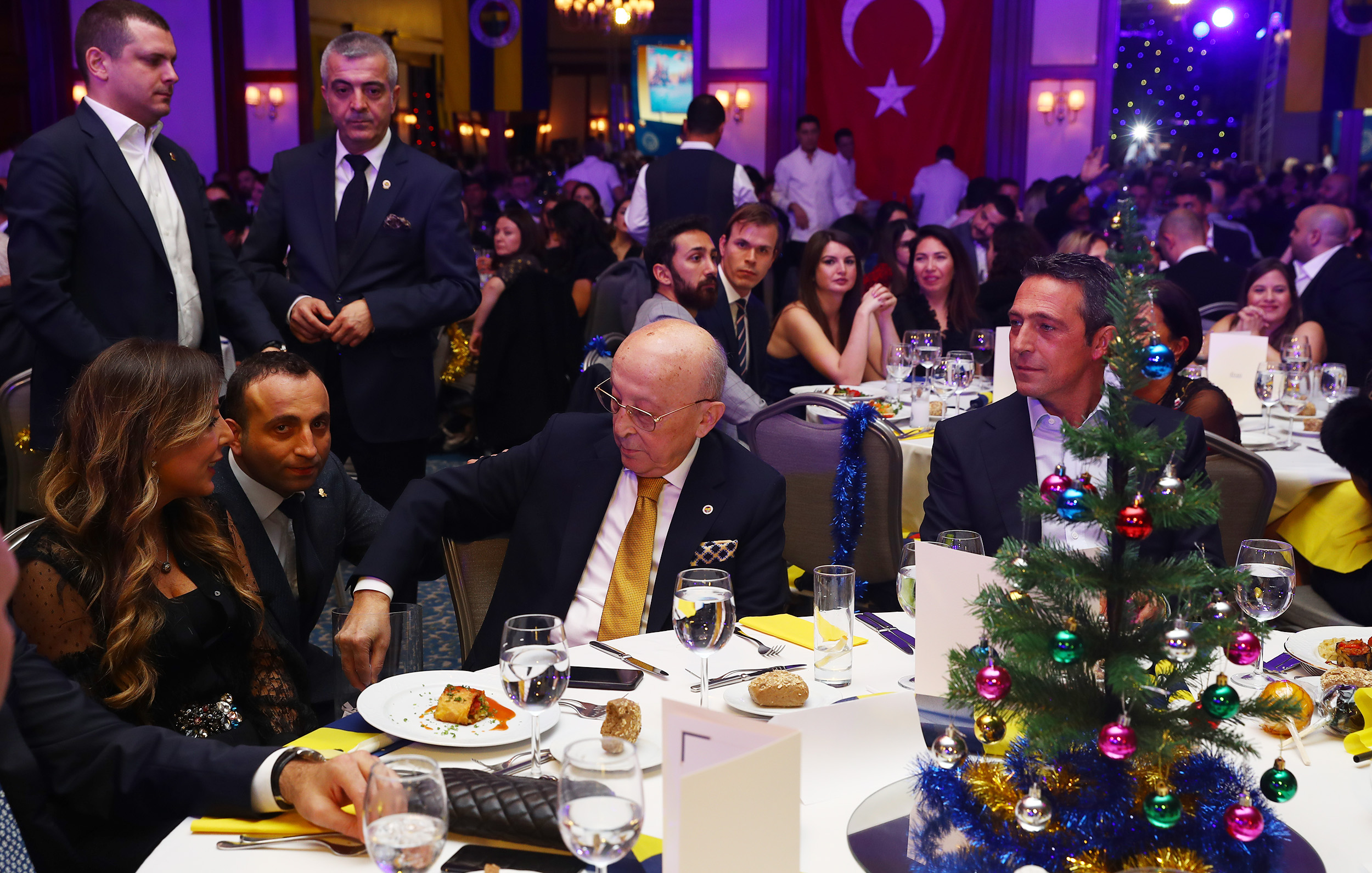 Fenerbahçe'de yeni yıl coşkusu