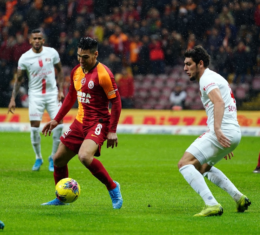 Galatasaray Antalya'ya 5 attı