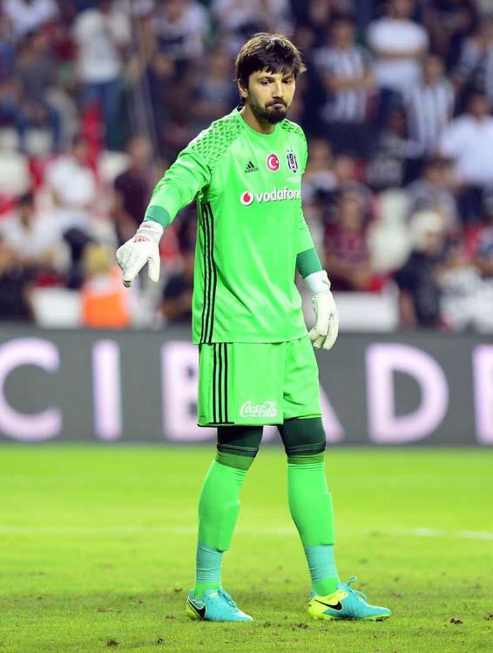 Beşiktaş'tan yedek kaleci atağı