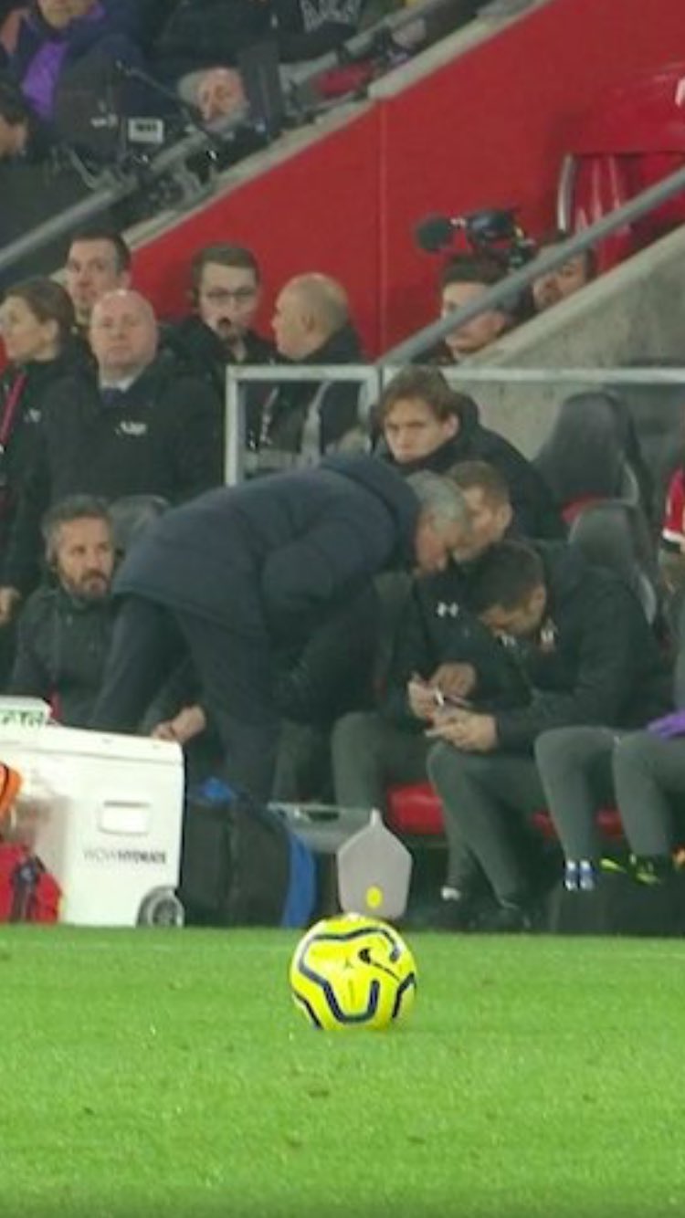 Mourinho'dan maça damga vuran hareket