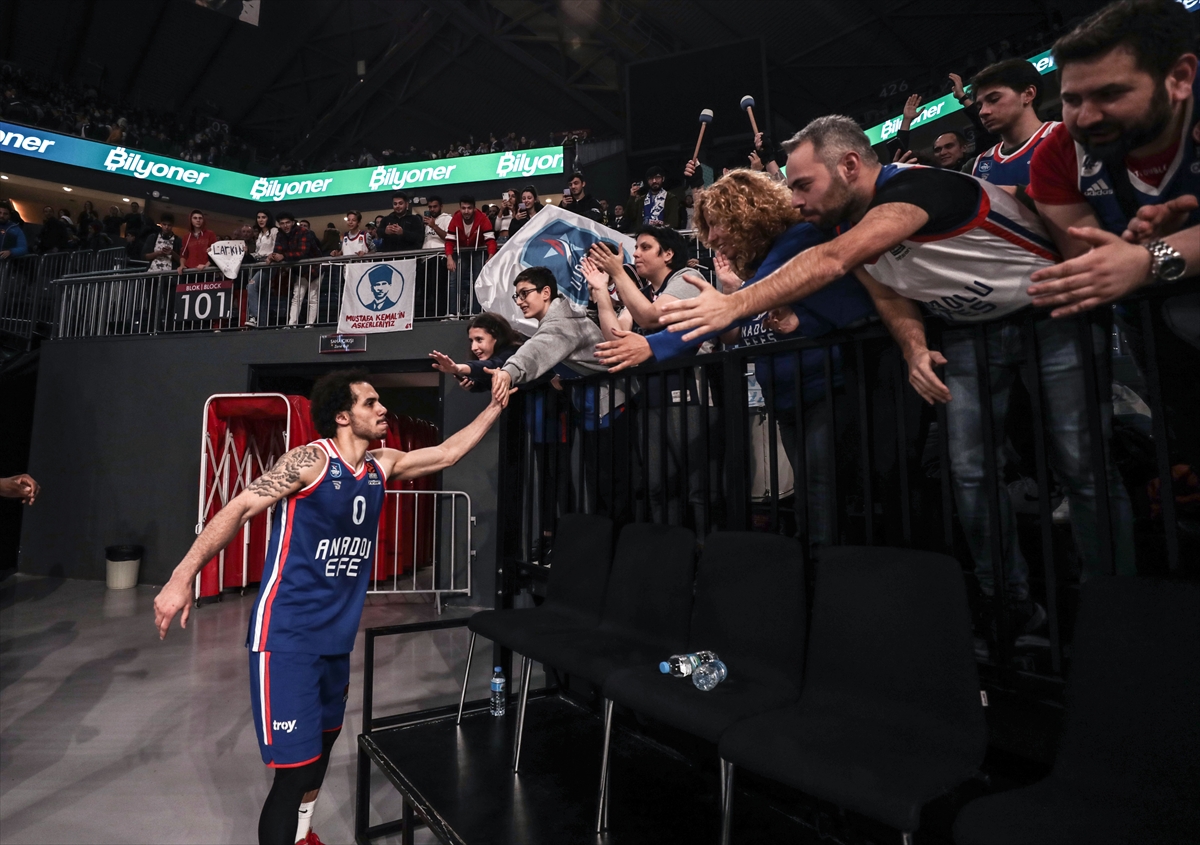 a Anadolu Efes, Avrupa'da seriye devam ediyor