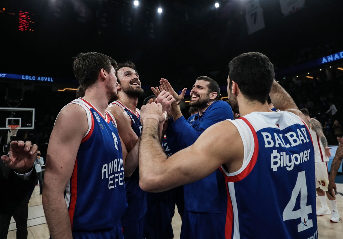 a Anadolu Efes, Avrupa'da seriye devam ediyor