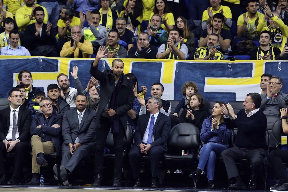 a Fenerbahçe Avrupa Ligi'nde 3'te 3 yaptı