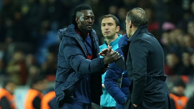 Adebayor Beşiktaş'ta oynamak istiyor