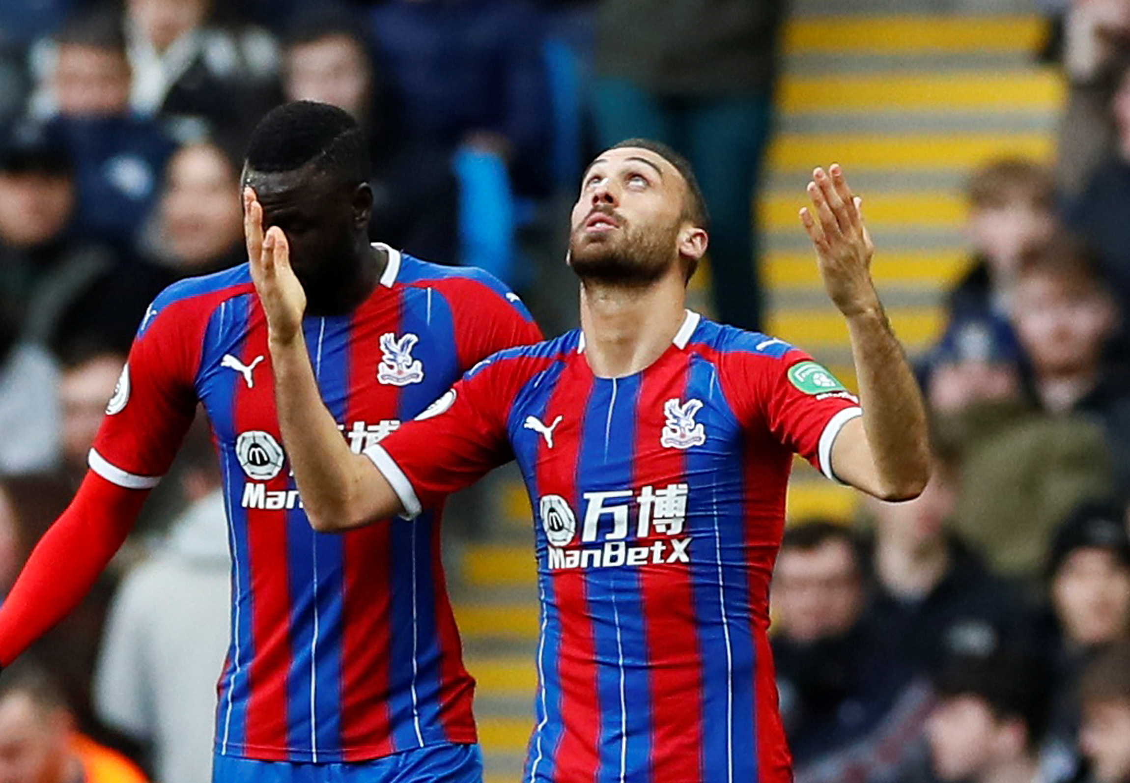 r Cenk Tosun yeni takımıyla golle tanıştı