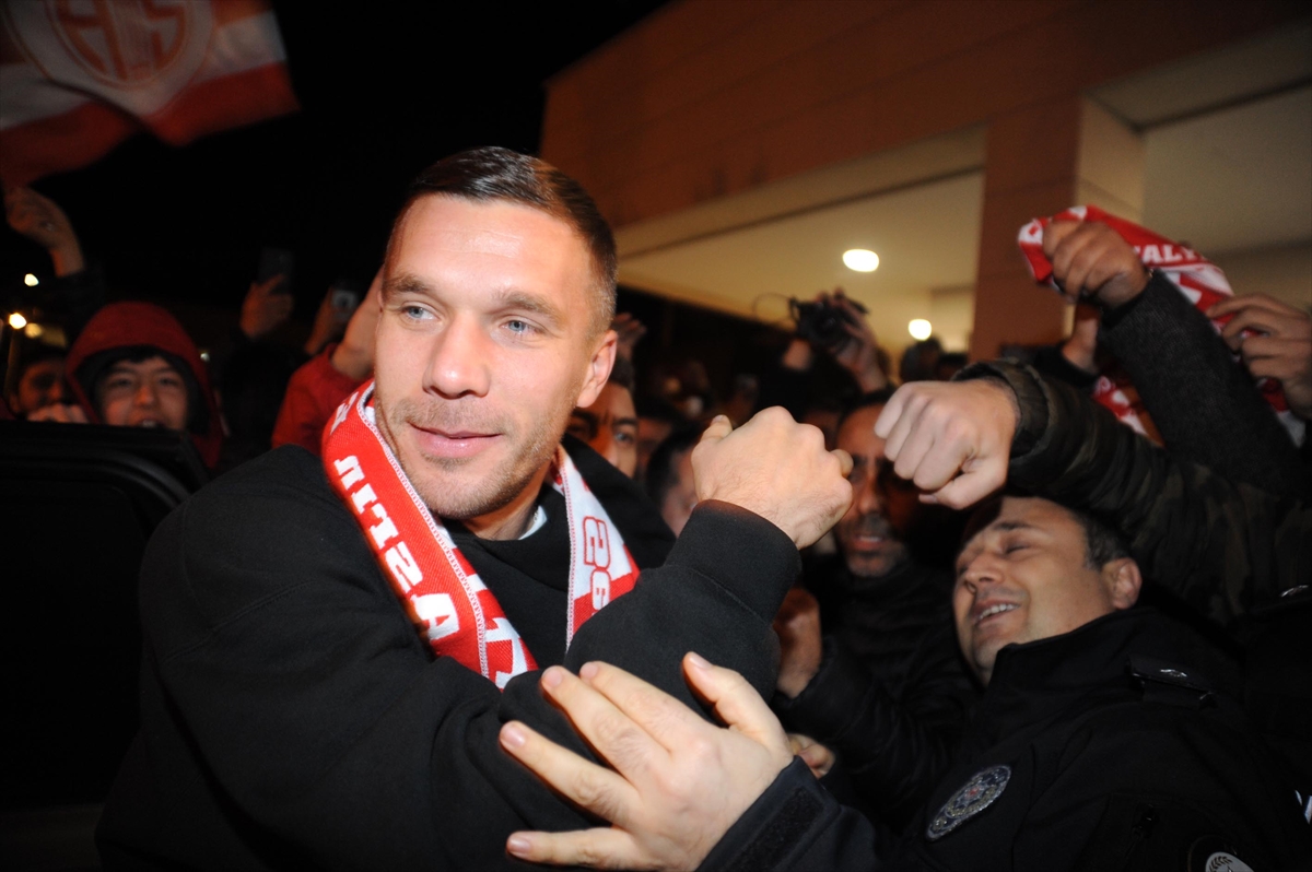 Podolski Antalya'da