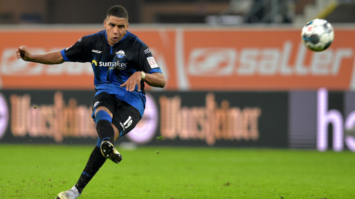 Rıza Çalımbay'ın canlı yayında yaptığı transfer görüşmesi