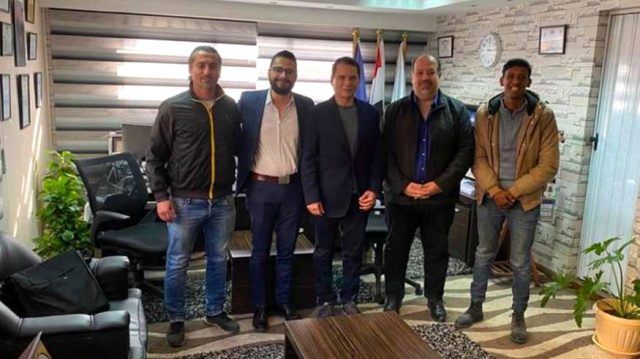 75 yaşında transfer oldu