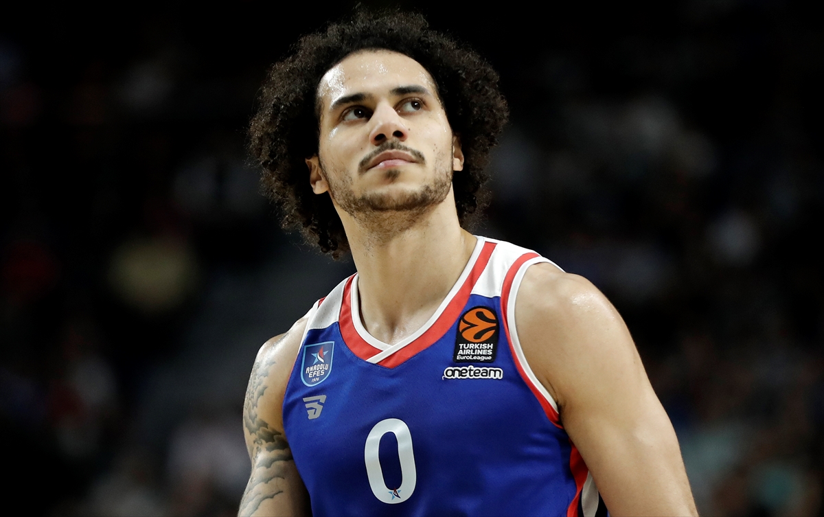 a Anadolu Efes, Avrupa Ligi'nde Real Madrid'i yendi