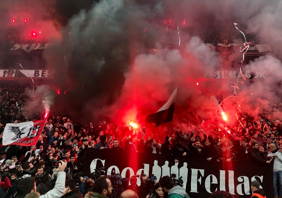 Sergen Yalçın için imza töreni düzenlendi