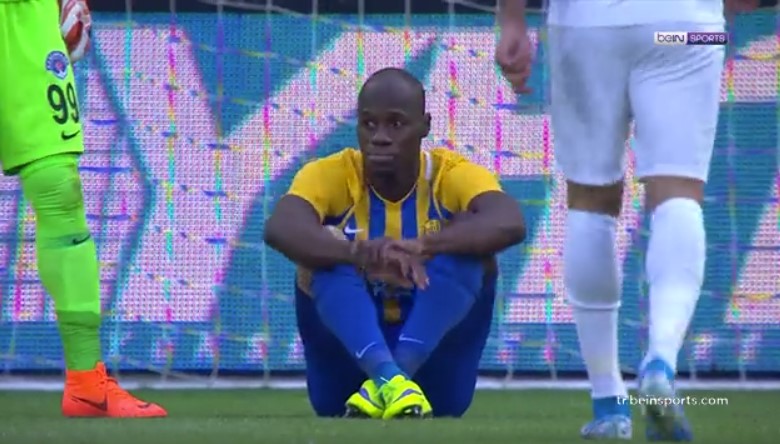 Orgill penaltı noktasından kalkmadı