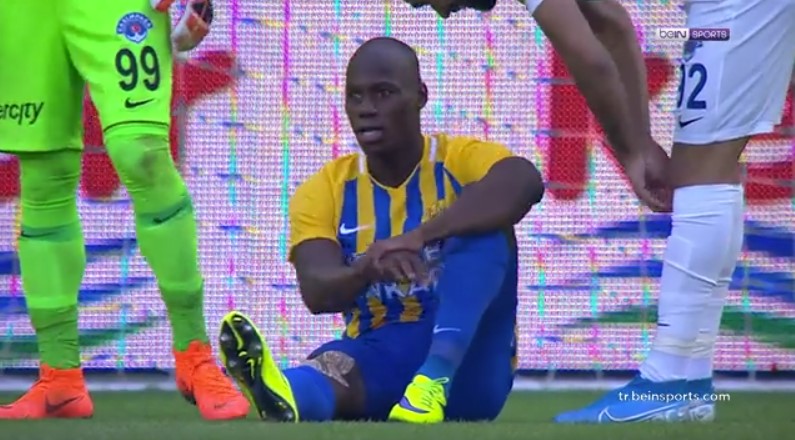 Orgill penaltı noktasından kalkmadı