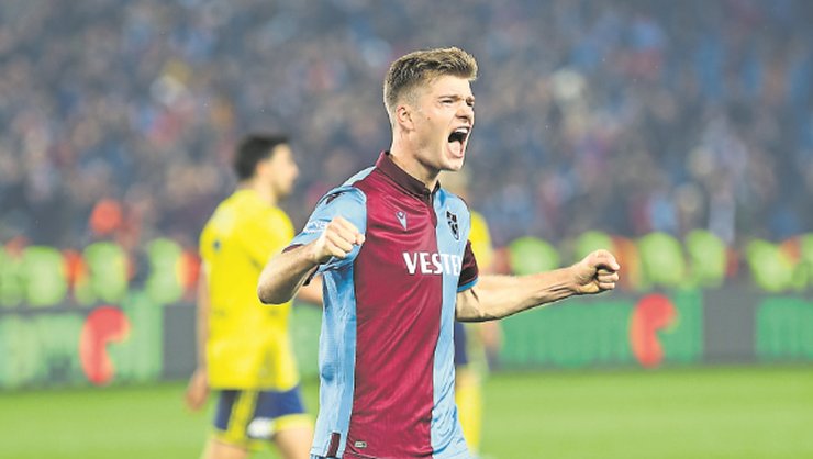 Fransızlar Sörloth'a hayran kaldı