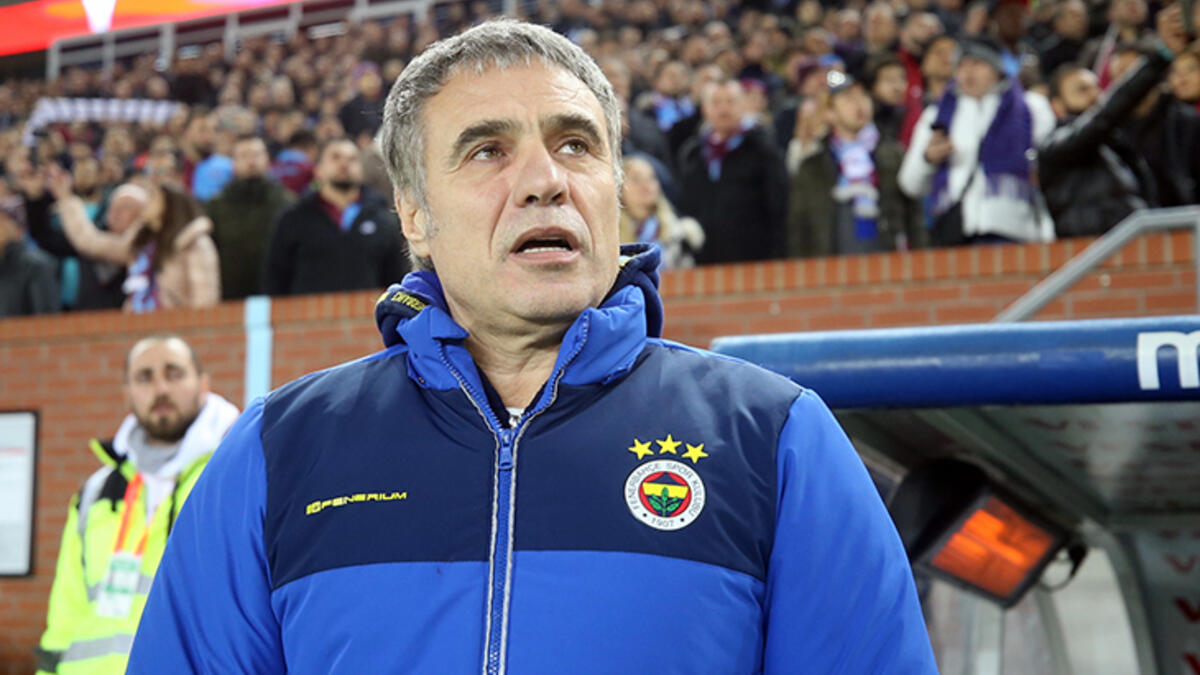 Ersun Yanal: Futbolun içine giremiyoruz
