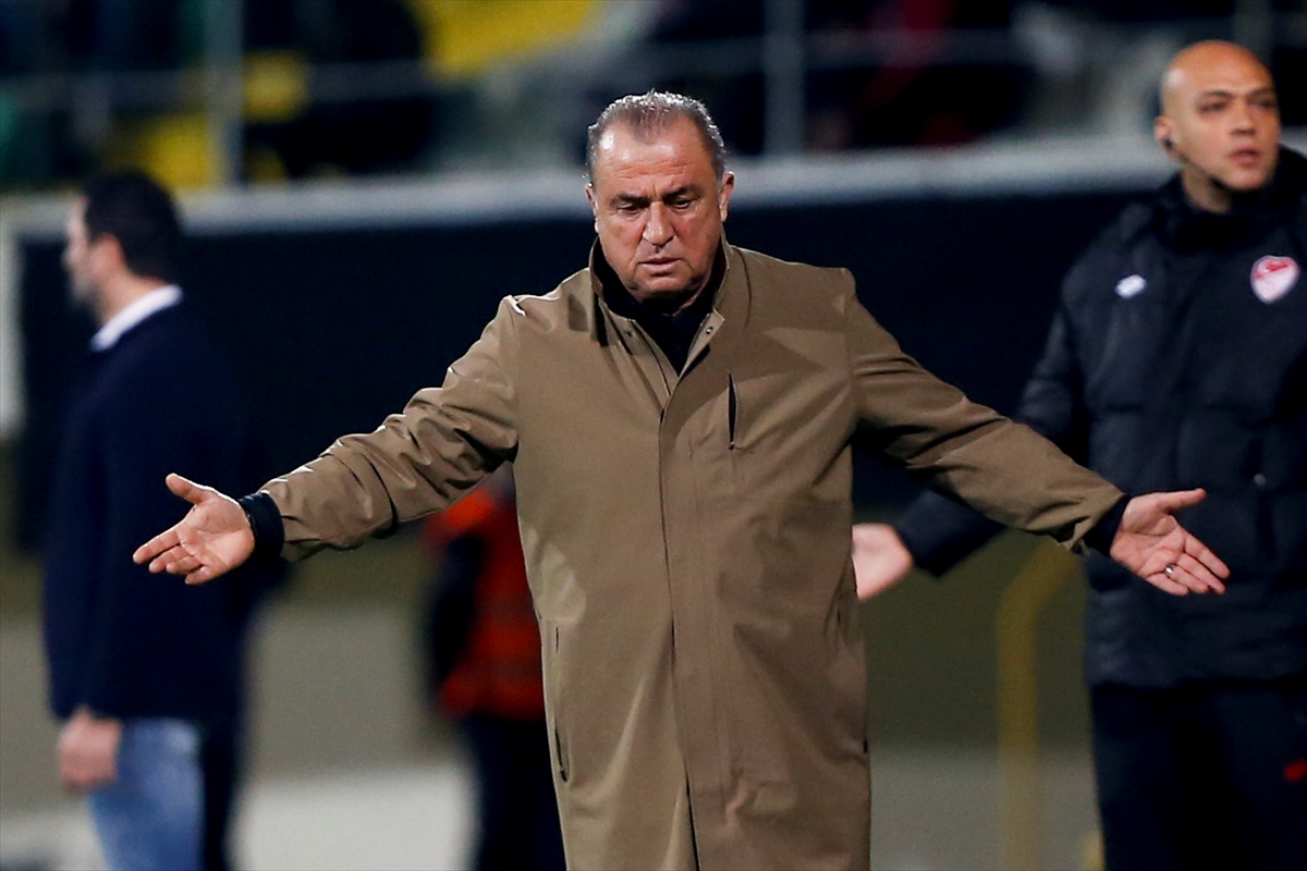 Fatih Terim'den Belhanda'ya: Ruh hastası