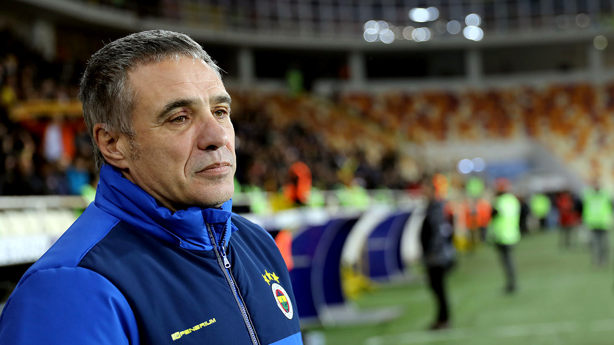 Fenerbahçe sol bek transferinde sınıfta kaldı