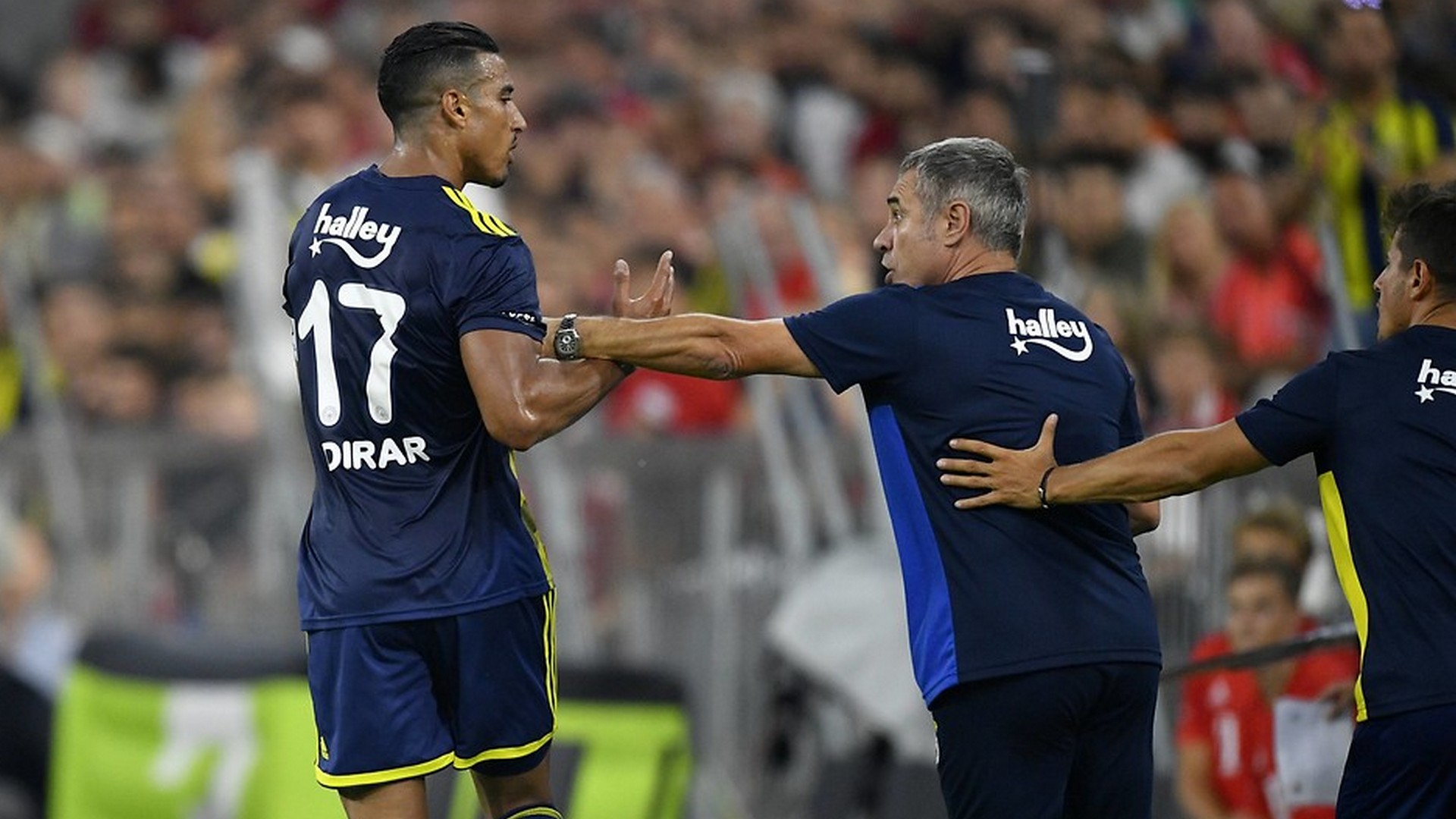 Fenerbahçe sol bek transferinde sınıfta kaldı