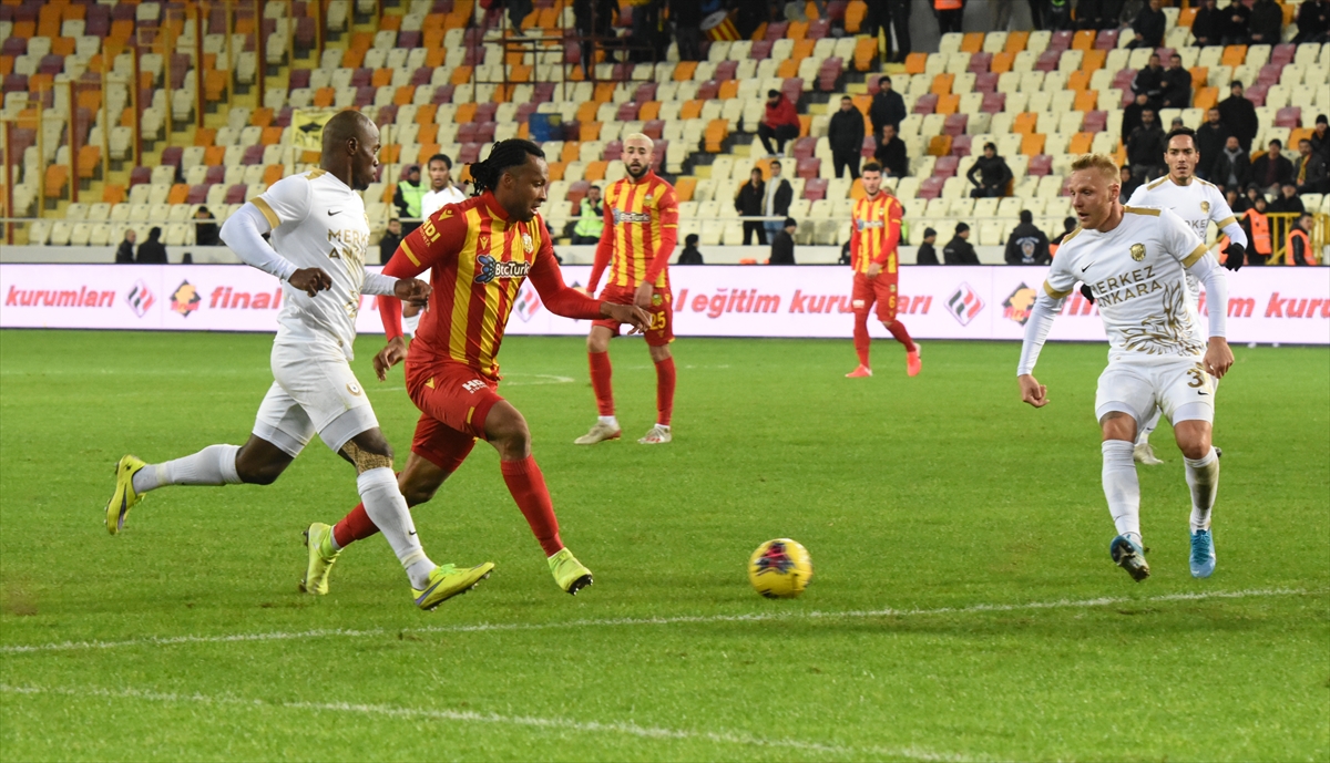 a Ankaragücü deplasmanda Yeni Malatyaspor'u yendi