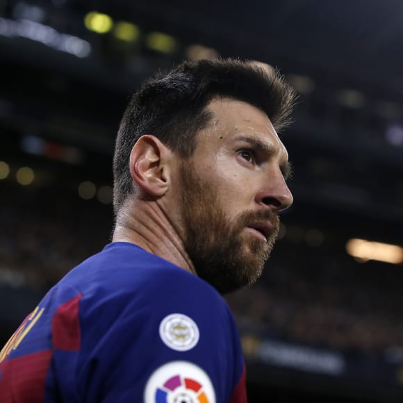 Barcelona'da Messi krizi