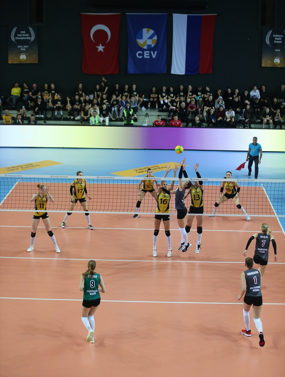 a VakıfBank, Avrupa'da üst üste 11. kez çeyrek finalde