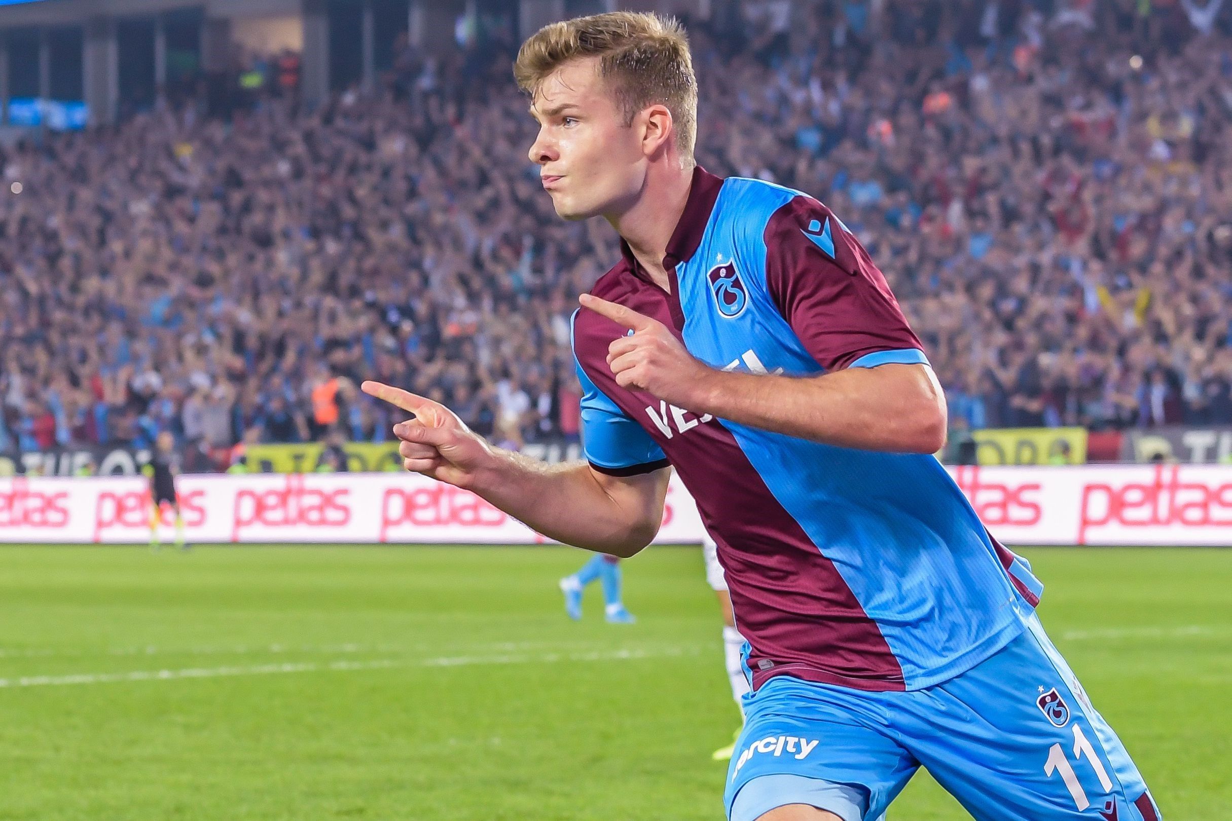 İngiliz basını: Real Madrid, Sörloth'u istiyor