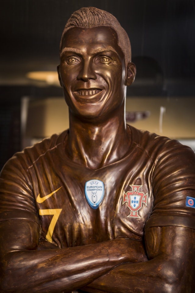 Ronaldo'nun çikolatadan heykeli yapıldı