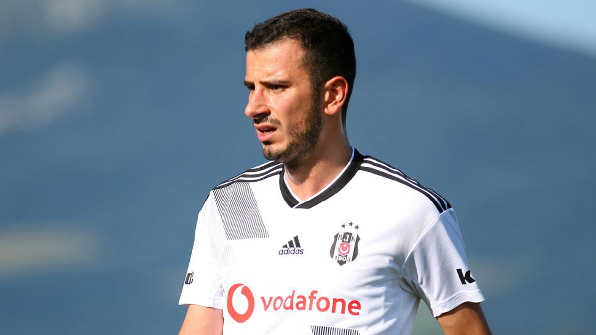 Burak Yılmaz ve Oğuzhan'dan maaş indirimi istenecek