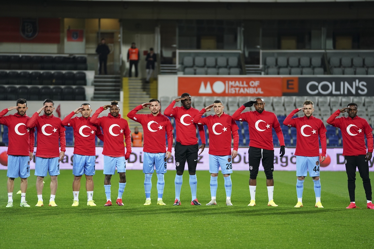 Başakşehir Gaziantep'i yenerek lider oldu